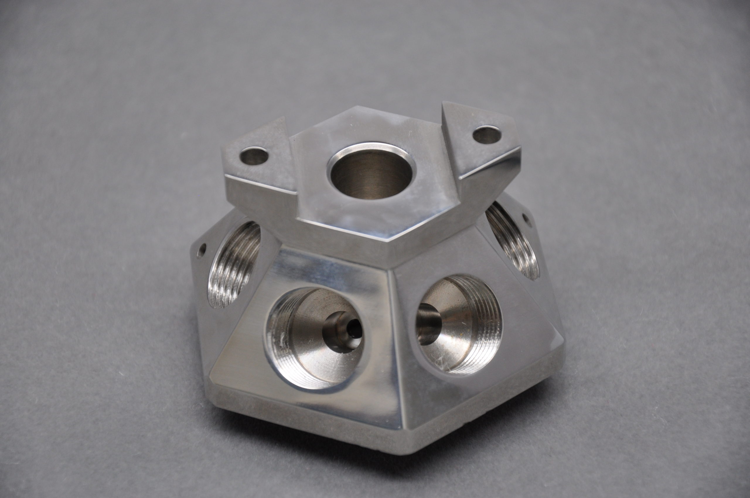 5-axis machined metal